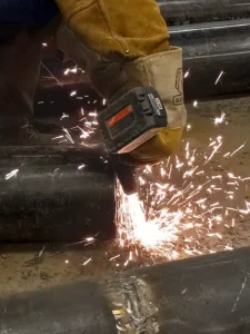 shopfabrication grinding pipe 2